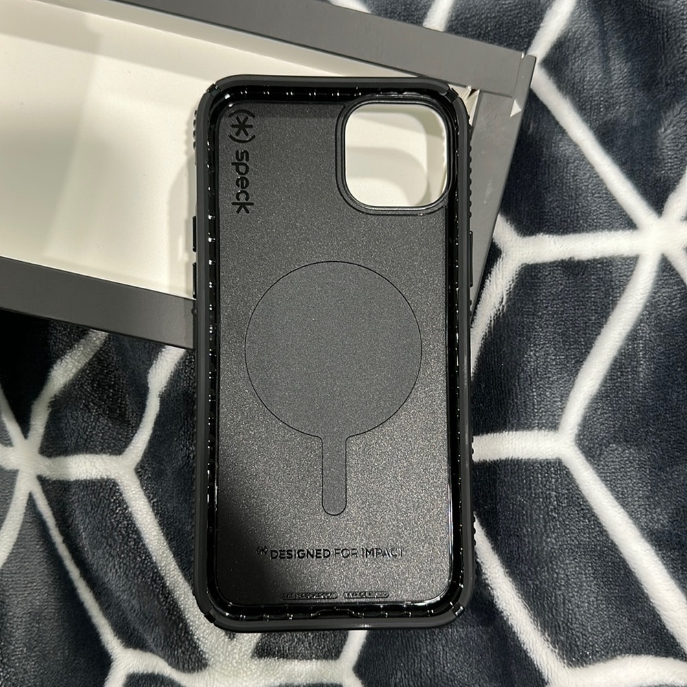 NEW Phone Case - Picture 2 of 4